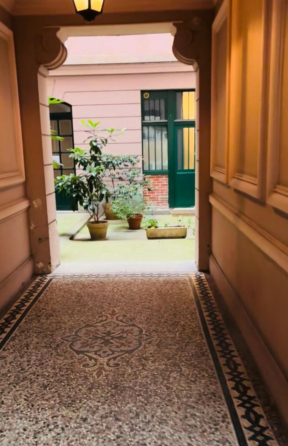Cosy Renovated Republique Appartement *
